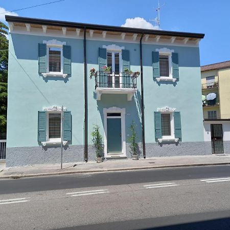 Mercante In Fiera Verona Esterno foto